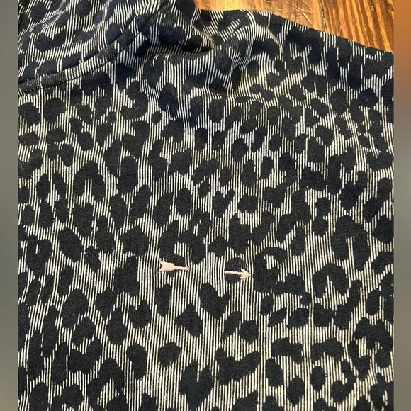 THE UPSIDE Blue Indigo Leopard Pullover Hoodie Navy - Picture 4 of 8